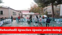 Merkezefendili öğrencilere öğrenim yardımı desteği.